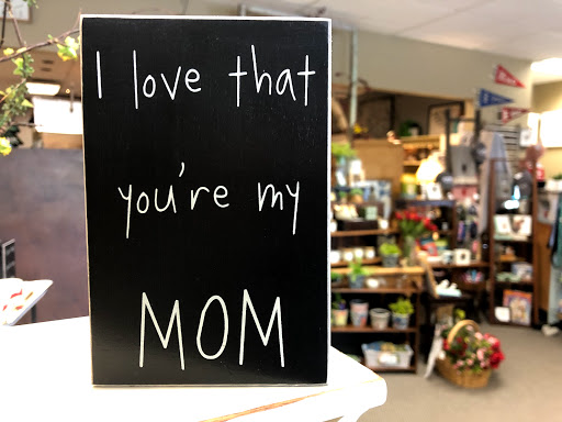 Gift Shop «Lotus Lake Gifts + Decor», reviews and photos, 412 W 78th St, Chanhassen, MN 55317, USA