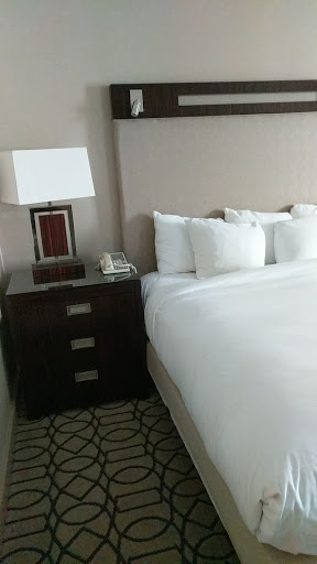 Hotel «Hilton Columbus at Easton», reviews and photos, 3900 Chagrin Dr, Columbus, OH 43219, USA