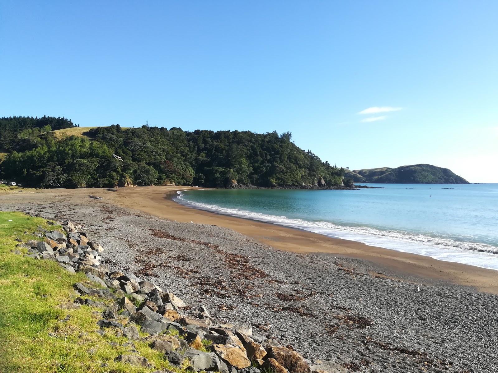 Foto av Te Mimiha Bay med lätt fin sten yta