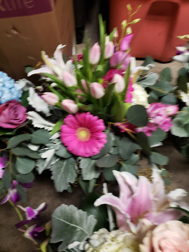 Florist «Cadden Florist», reviews and photos, 1702 Oram St, Scranton, PA 18504, USA