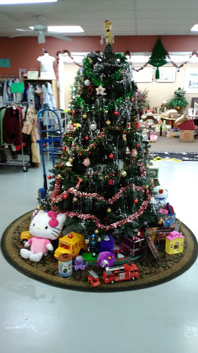 Non-Profit Organization «Society of St. Vincent de Paul - Bell Road Thrift Store», reviews and photos, 2945 E Bell Rd, Phoenix, AZ 85032, USA