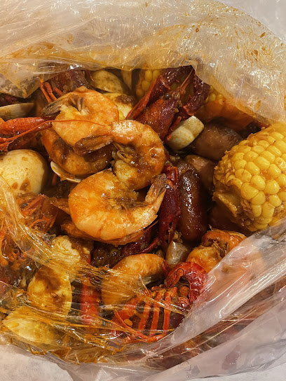 Lee's Seafood Boil-North Olmsted - 23642 Lorain Rd, North Olmsted, Ohio, US  - Zaubee