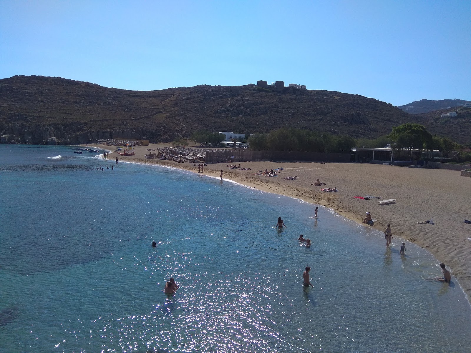 Foto de Playa Agrari con muy limpio nivel de limpieza