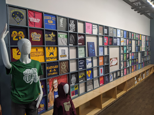 Clothing Store «Rubber City Clothing», reviews and photos, 18 N High St, Akron, OH 44308, USA