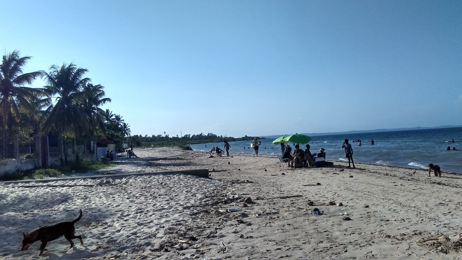 Praia de Ponta de Areia'in fotoğrafı - Çocuklu aile gezginleri için önerilir