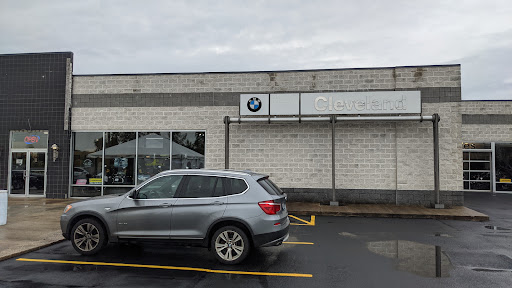 BMW Motorcycle Dealer «BMW Motorcycles of Cleveland», reviews and photos, 7315 N Aurora Rd, Aurora, OH 44202, USA
