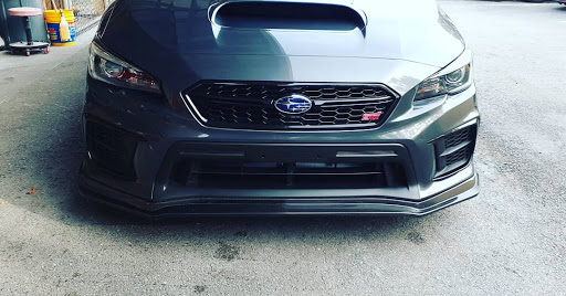 Auto Body Shop «Dayas Custom Auto», reviews and photos, 6650 Kingspointe Pkwy, Orlando, FL 32819, USA