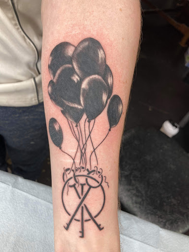 Tattoo Shop «Fishpig Ink», reviews and photos, 318 Woodward Ave, Muscle Shoals, AL 35661, USA