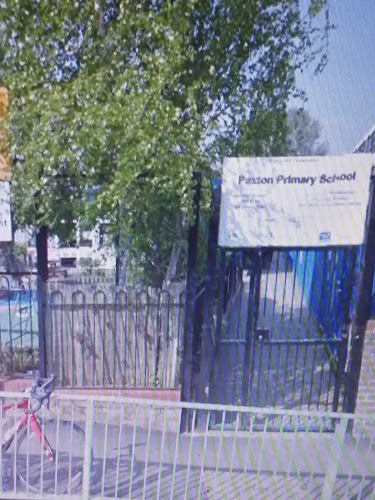 Reviews of Paxton Primary School in London - School