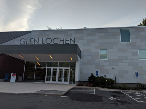 Glen Lochen Mall, 39 New London Turnpike, Glastonbury, CT 06033, USA, 