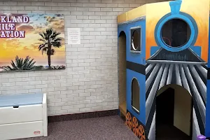 Oakland Smile Station image