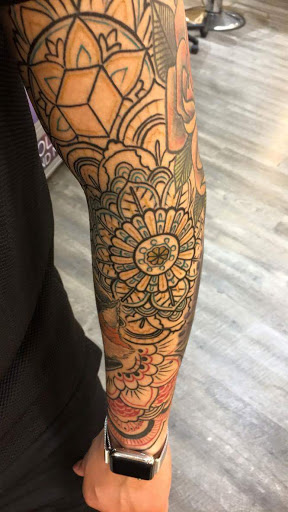 Tattoo Shop «Legacy Arts Tattoo #2», reviews and photos, 19021 Midway Rd #700, Dallas, TX 75287, USA