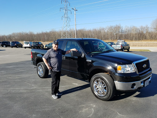 Used Car Dealer «Specialty Auto Sales & Service», reviews and photos, 2468 Deerfield Ln E, Suamico, WI 54173, USA