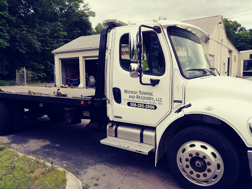 Auto Body Shop «Midway Collision Center, Inc.», reviews and photos, 85 Mansfield Ave, Norton, MA 02766, USA