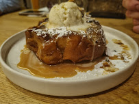 Pudding au pain du Restaurant ONZE À TABLE à Paris - n°5