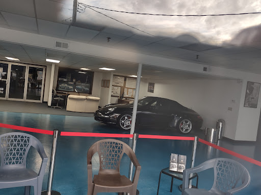 Car Dealer «Imports Unlimited», reviews and photos, 569 N Colony St, Wallingford, CT 06492, USA