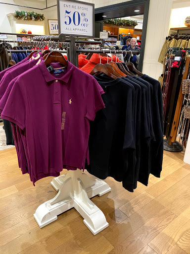Clothing Store «Polo Ralph Lauren Factory Store», reviews and photos, 8200 Vineland Ave #500, Orlando, FL 32821, USA