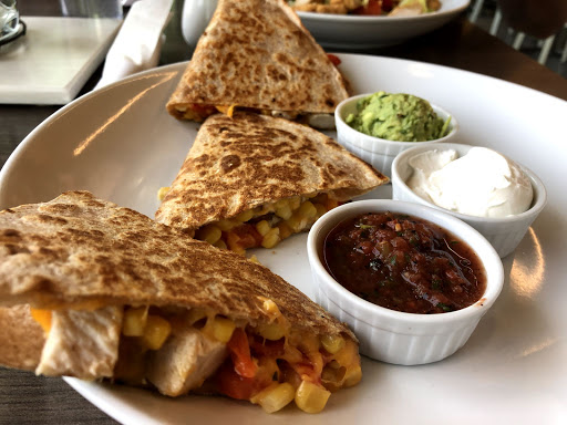 Grocery Store «Two Chefs Cafe & Market», reviews and photos, 644 N Main St #107, Greenville, SC 29601, USA