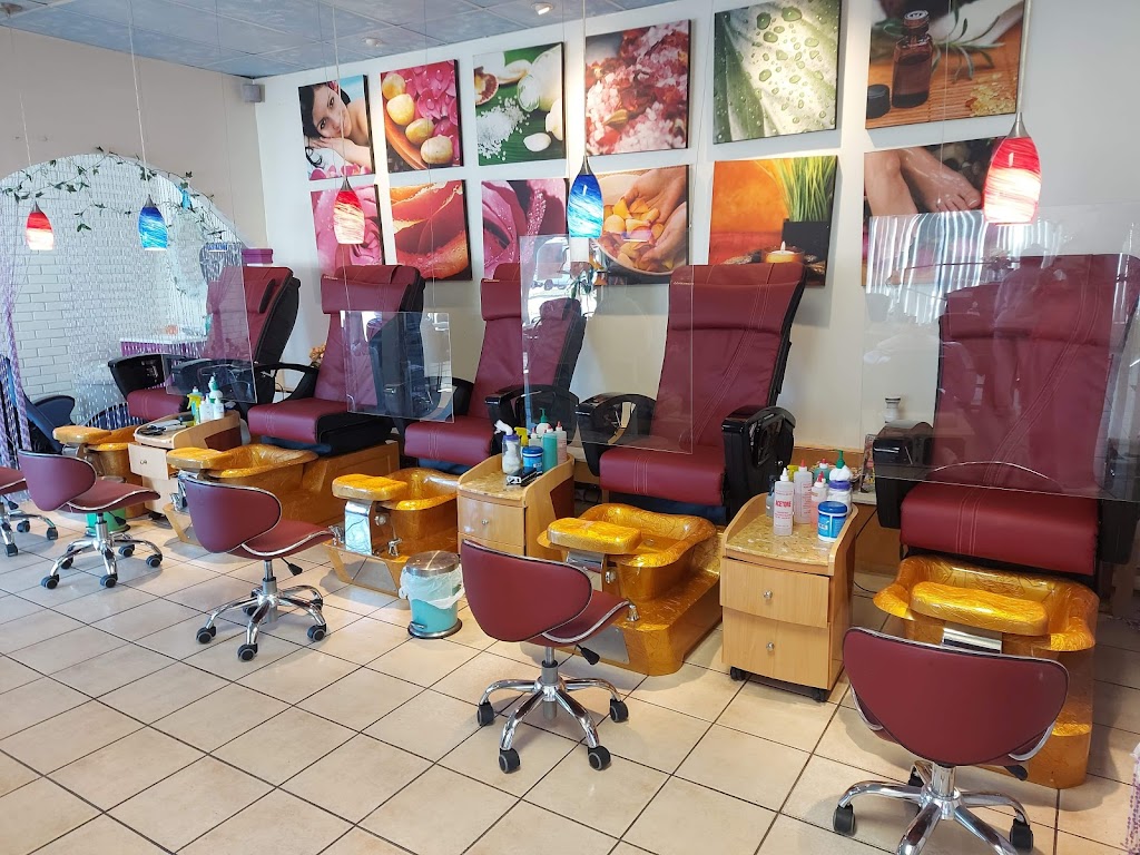 Aloha Nails 24523