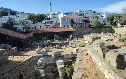 Mausoleum at Halicarnassus image