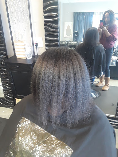 Beauty Salon «SD Luxuri Salon & Beauty Bar», reviews and photos, 602 Southside Commercial Pkwy, Jonesboro, GA 30236, USA