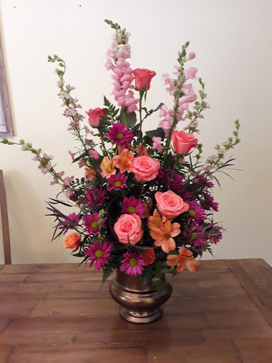 Hampden Floral, 60 Main Rd N e, Hampden, ME 04444, USA, 