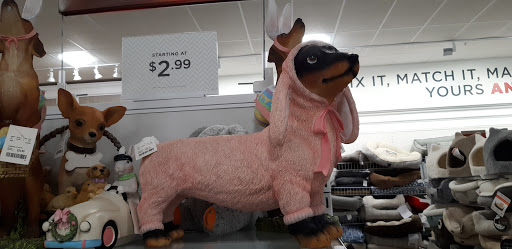 Home Goods Store «HomeGoods», reviews and photos, 7937 113th St, Seminole, FL 33772, USA