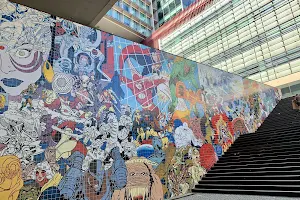 Mural de azulejos de Super-heróis por Erró image