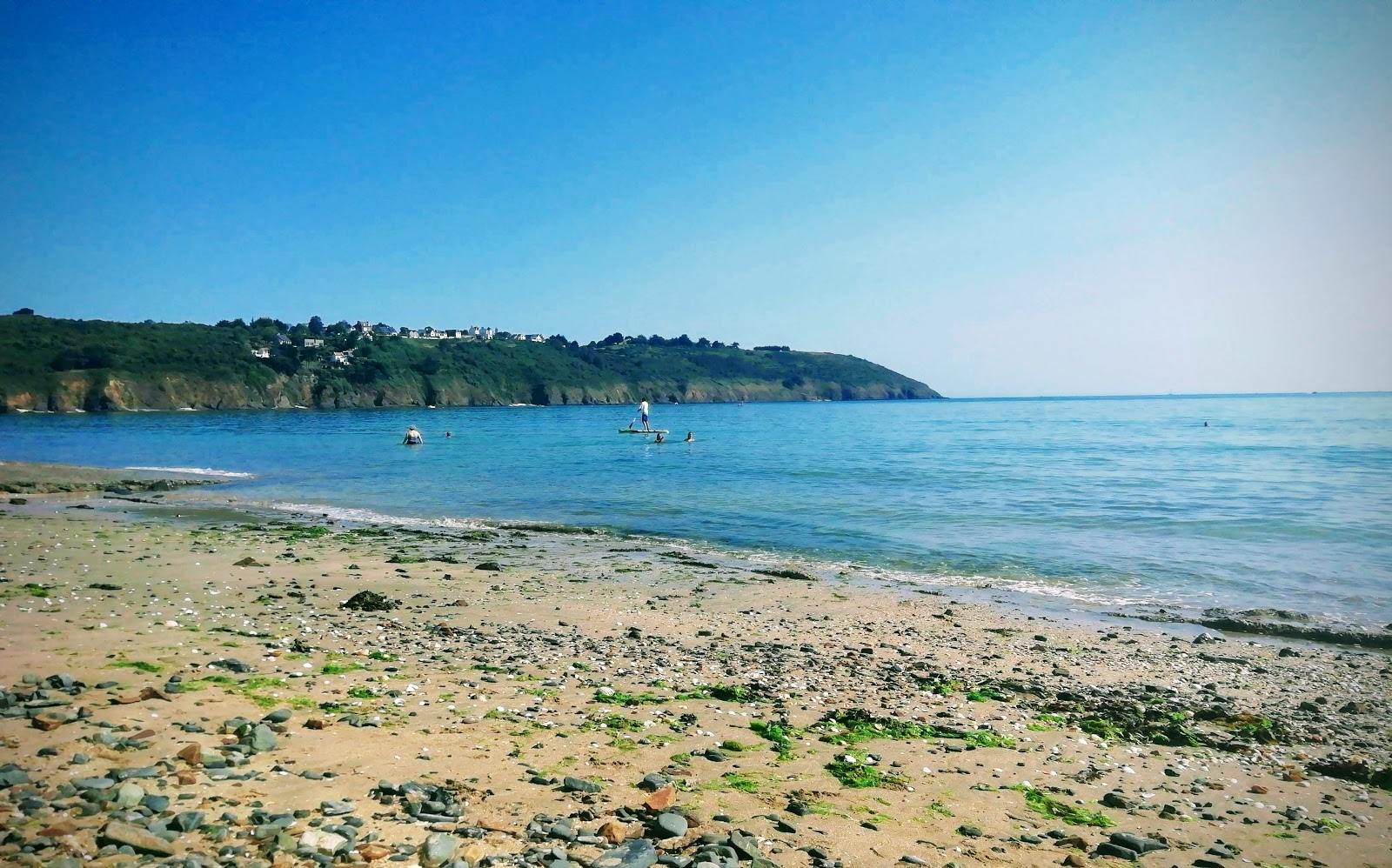 Photo of Plage des Nouelles with blue pure water surface
