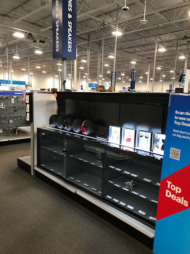 Electronics Store «Best Buy», reviews and photos, 300 State Route 18 #4, East Brunswick, NJ 08816, USA