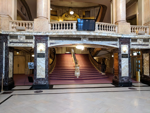 Performing Arts Theater «The Chicago Theatre», reviews and photos, 175 N State St, Chicago, IL 60601, USA