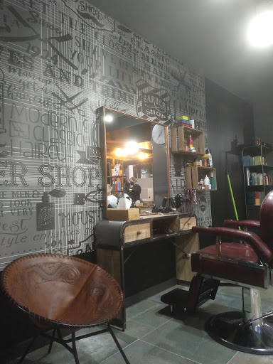Peluquería yosan en Sant Feliu de Guíxols, Girona