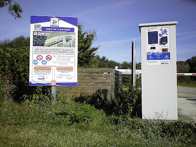 Aire Camping-Car Park à Ailly-sur-Noye