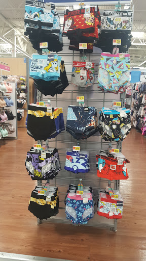 Department Store «Walmart Supercenter», reviews and photos, 11 Ashleigh Dr, Derry, NH 03038, USA