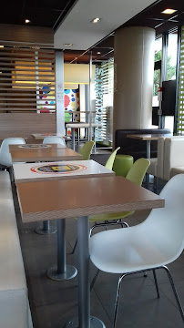 Atmosphère du Restauration rapide McDonald's Chasseneuil-Du-Poitou - n°18