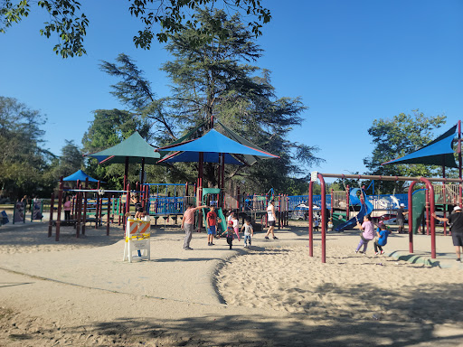 Park «Dearborn Park», reviews and photos, 17141 Nordhoff St, Northridge, CA 91325, USA