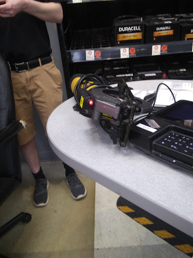 Car Battery Store «Batteries Plus Bulbs», reviews and photos, 8041 Watson Rd, Webster Groves, MO 63119, USA