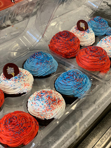 Ice Cream Shop «Cold Stone Creamery», reviews and photos, 76 South La Grange Road, La Grange, IL 60525, USA