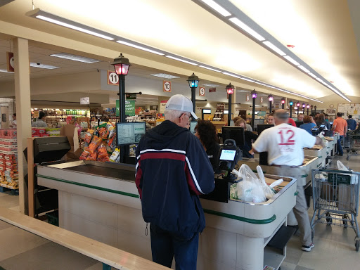 Grocery Store «Adams Fairacre Farms», reviews and photos, 160 Old Post Rd, Wappingers Falls, NY 12590, USA