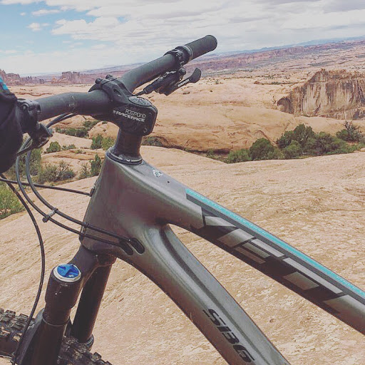 Bicycle Store «Sierra Cycles», reviews and photos, 400s Central Park Ave, Scarsdale, NY 10583, USA