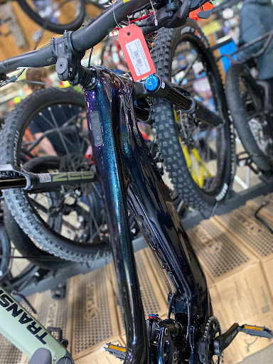 Bicycle Store «Bicycle Centres of Everett», reviews and photos, 4707 Evergreen Way, Everett, WA 98203, USA