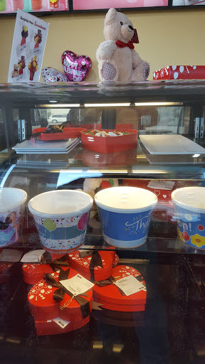 Gift Shop «Edible Arrangements», reviews and photos, 4230 Katella Ave, Los Alamitos, CA 90720, USA