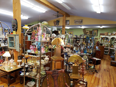 The Local of Louis Creek Artisan Market - Antiques