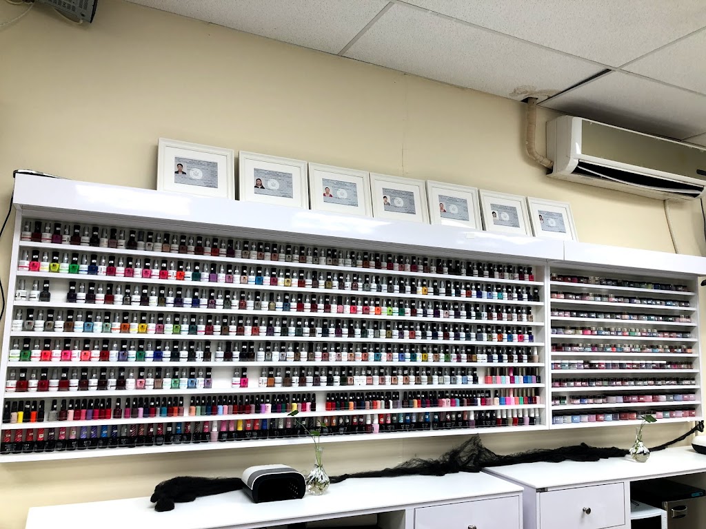 Lulu's nails spa 11766