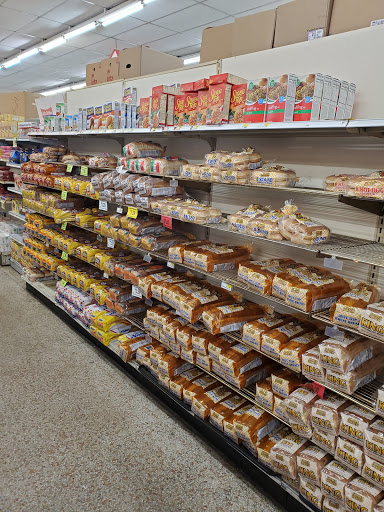 Grocery Store «Miles Supermarket», reviews and photos, 4127 E 131st St, Cleveland, OH 44105, USA