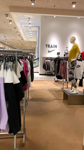 Shopping Mall «Exton Square Mall», reviews and photos, 260 Exton Square Pkwy, Exton, PA 19341, USA