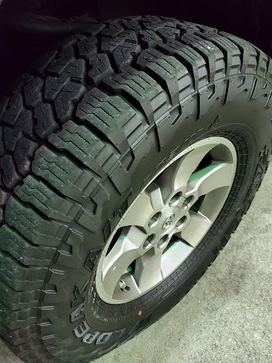 Used Car Dealer «UNITED AUTO WHOLESALERS LLC», reviews and photos, 3600 Airline Blvd, Portsmouth, VA 23701, USA