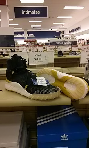 Shopping Mall «Lafayette Crossing», reviews and photos, 35 Lafayette Rd, North Hampton, NH 03862, USA