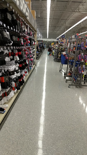 Sporting Goods Store «Academy Sports + Outdoors», reviews and photos, 2010 24th Ave NW, Norman, OK 73069, USA