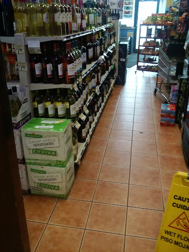 Liquor Store «National Liquor Mart», reviews and photos, 719 S Cesar E Chavez Dr, Milwaukee, WI 53204, USA